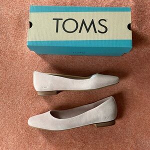 Toms Briella pink suede ballet flats, NWT